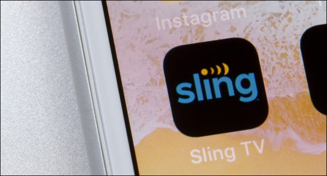 Logo do aplicativo Sling TV em um iPhone