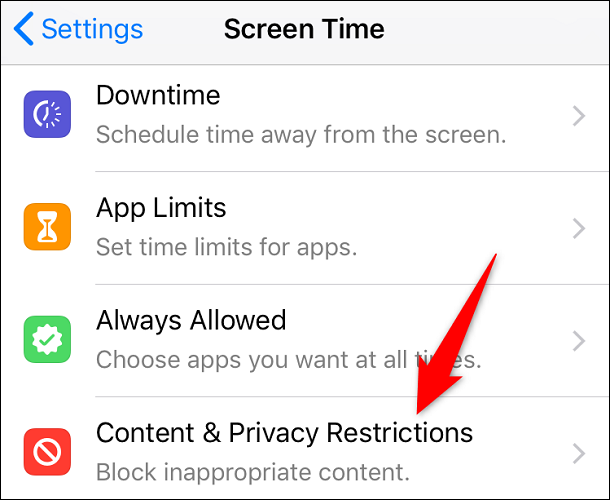 Abra "Restrições de conteúdo e privacidade".