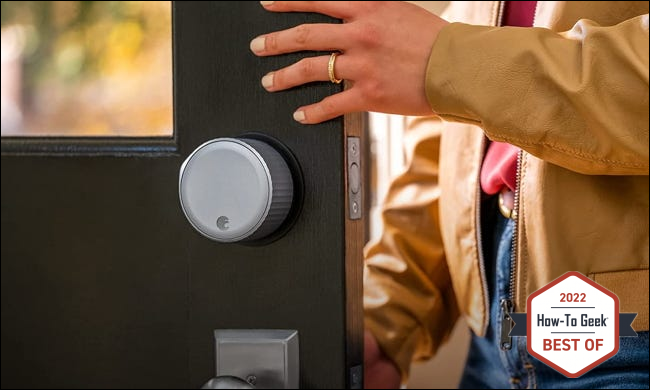 Agosto Smart Lock na porta