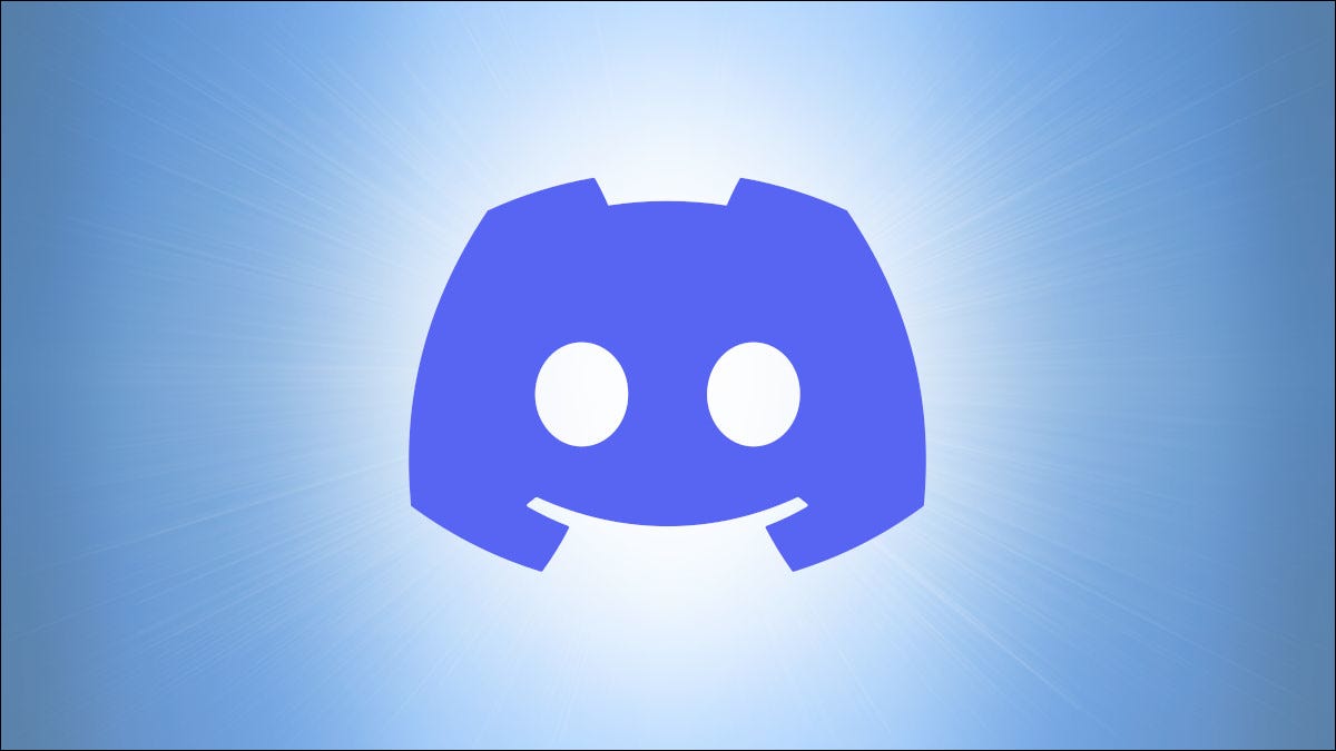 O logotipo roxo do Discord em um fundo azul.