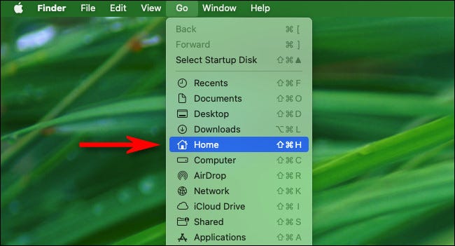 No Finder do Mac, use o menu Ir e clique em "Início".