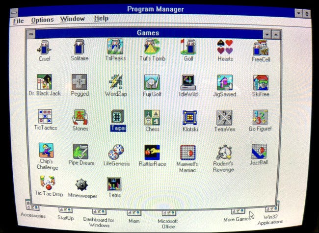 Jogos do Windows 3.1 em um CRT real