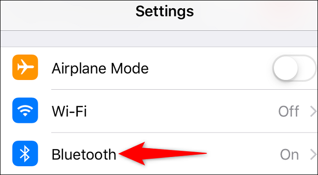 Selecione "Bluetooth" em Configurações.