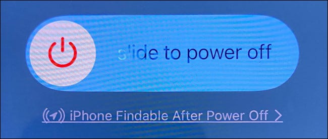 A mensagem "iPhone Findable After Power Off" no iPhone