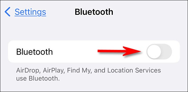Em Configurações, mude a chave "Bluetooth" para "Desativado".
