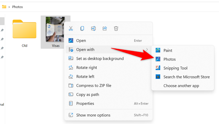 Selecione Abrir com > Fotos.