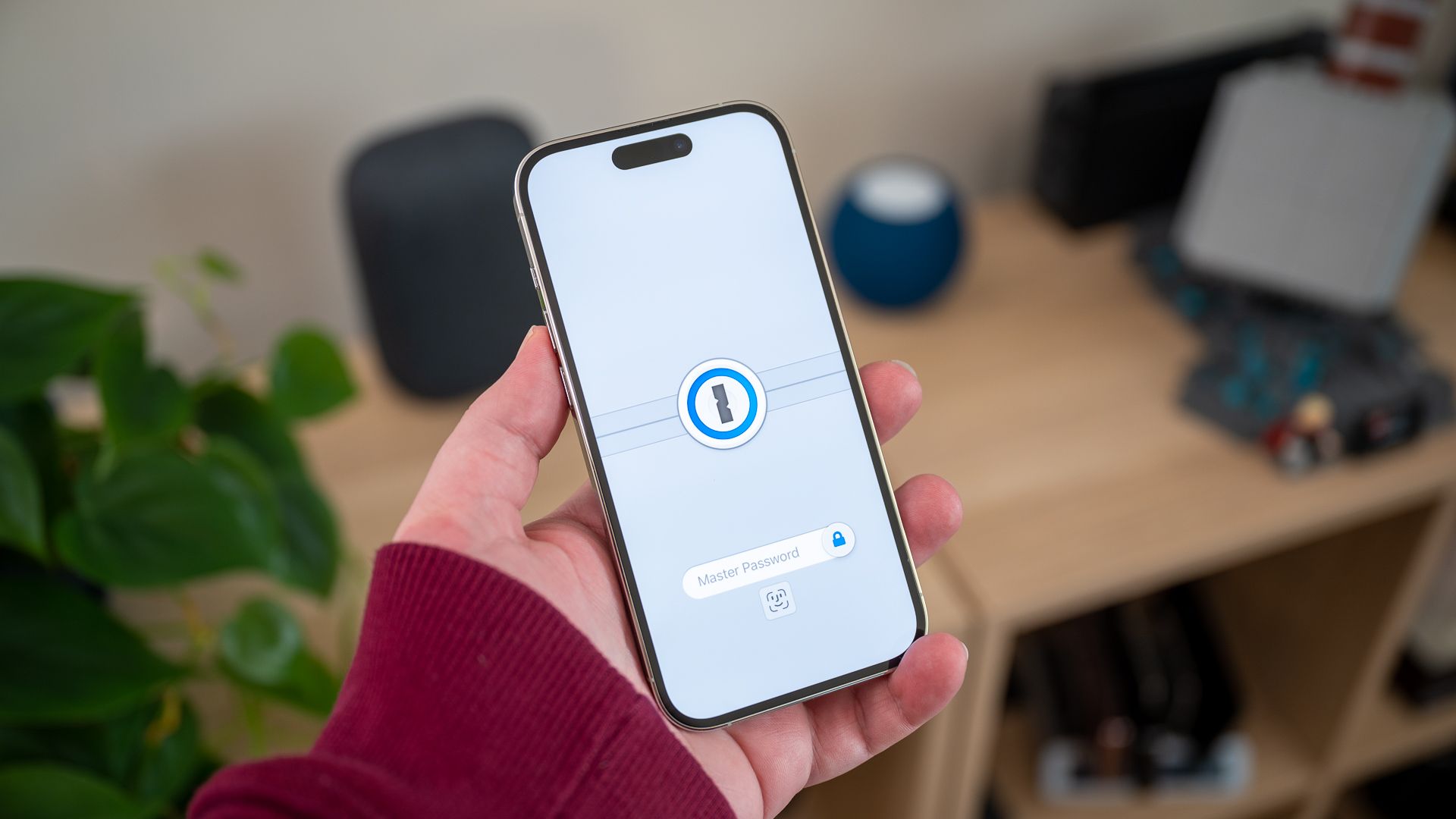 Gerenciador de senhas 1Password em execução em um Apple iPhone 14 Pro