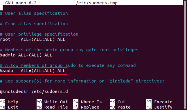 O arquivo sudoers aberto no editor nano
