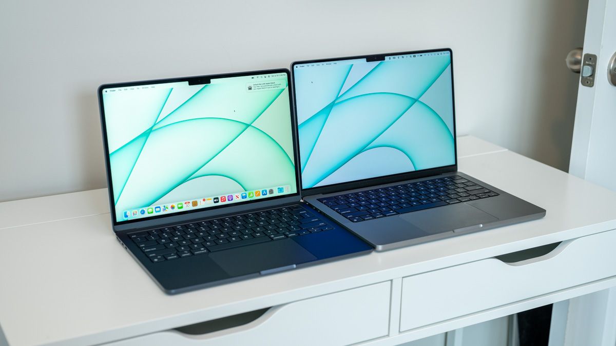 Tela 2022 M2 Apple MacBook Air vs 2021 MacBook Pro