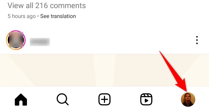 Toque no ícone do perfil na parte inferior.