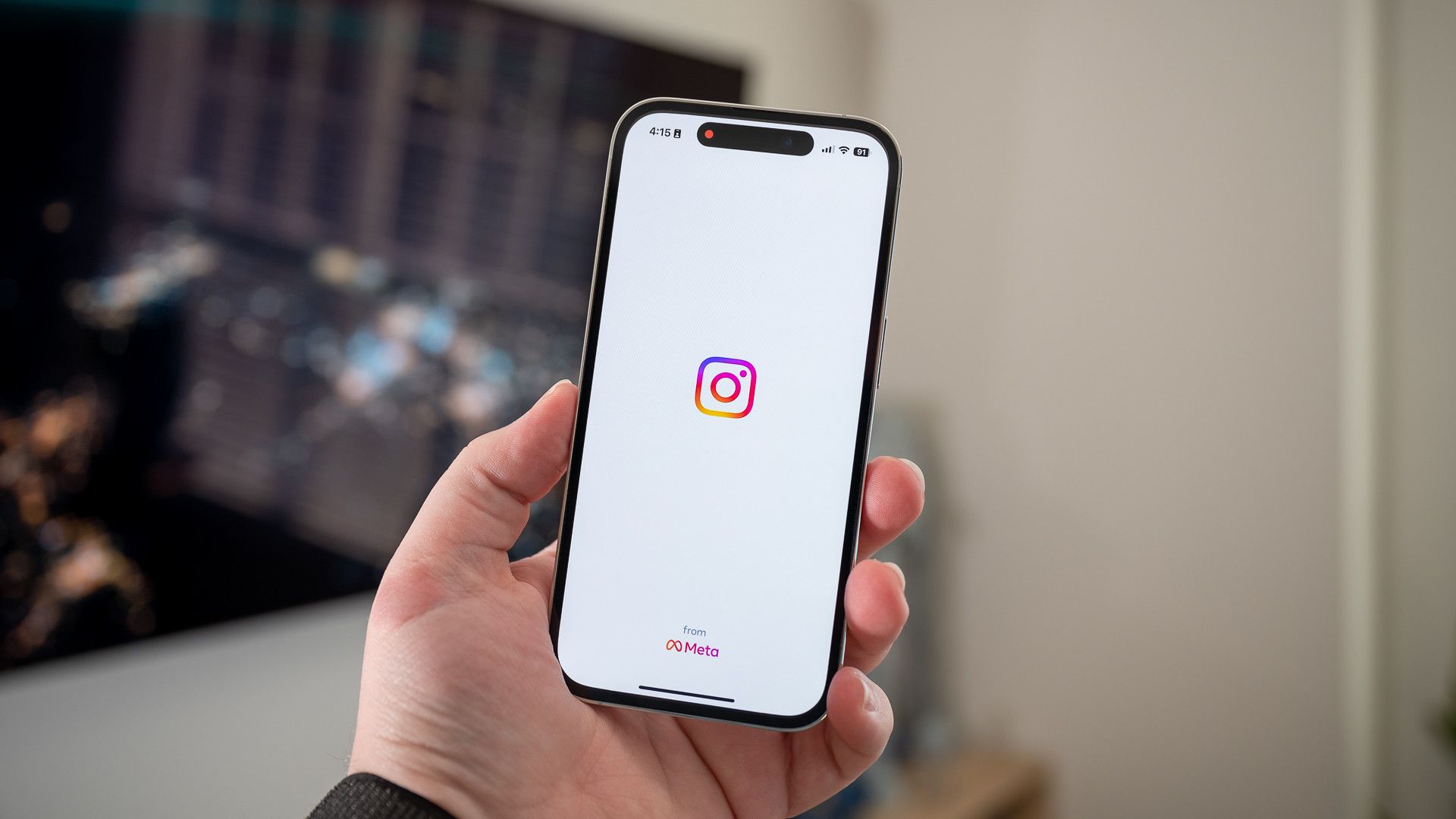 Instagram da tela de carregamento Meta em um Apple iPhone 14 Pro