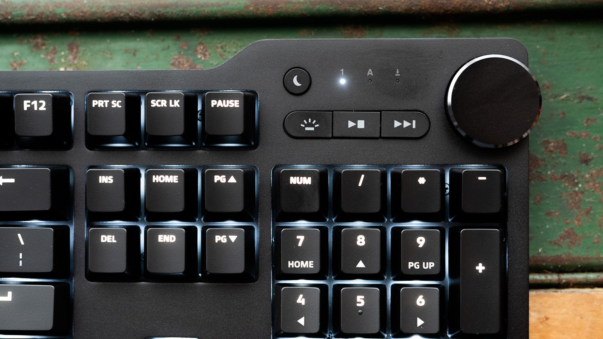Das Keyboard 6 Professional close-up de controles personalizados