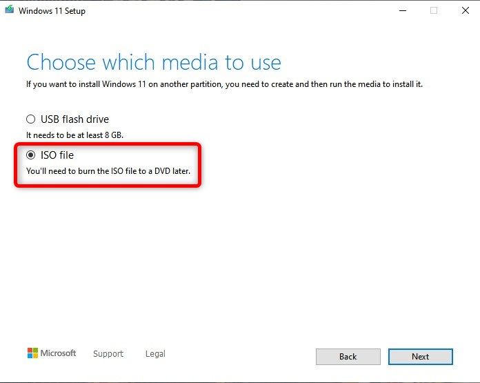 Escolha o arquivo ISO durante o processo de configuração ISO do Windows 11