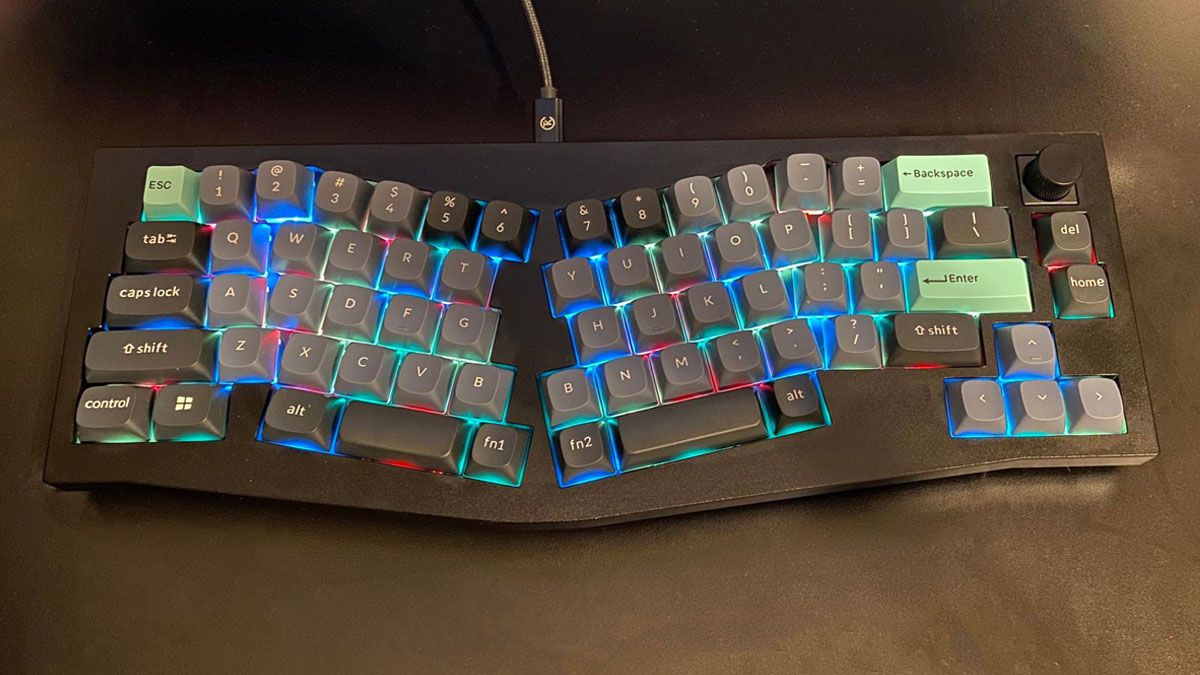 Teclado Keychron com retroiluminação RGB