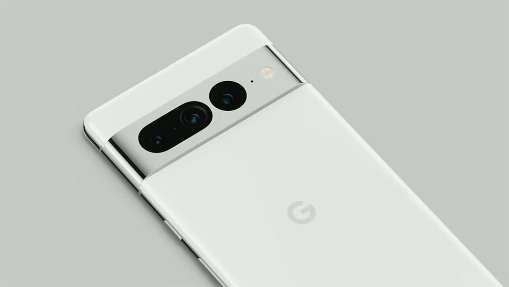 Foto de um Pixel 7 vista de trás