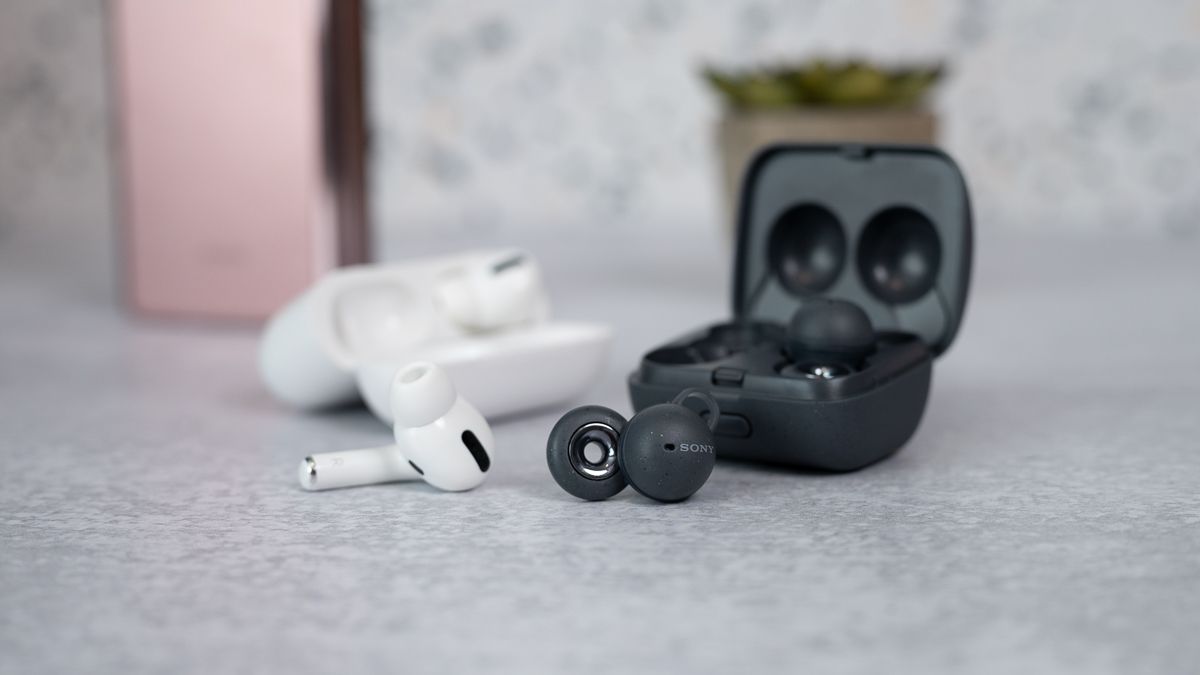 Fone de ouvido Sony LinkBuds vs AirPods Pro.