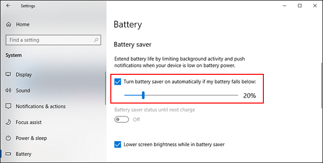 Vá para o menu Bateria no menu Configurações do sistema do Windows e altere o controle deslizante Economia de bateria para menos de 20 por cento