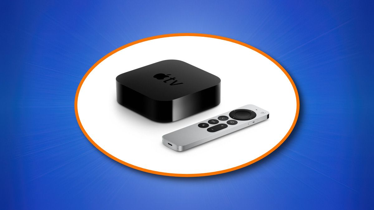 Um dispositivo Apple TV e um controle remoto em um fundo azul