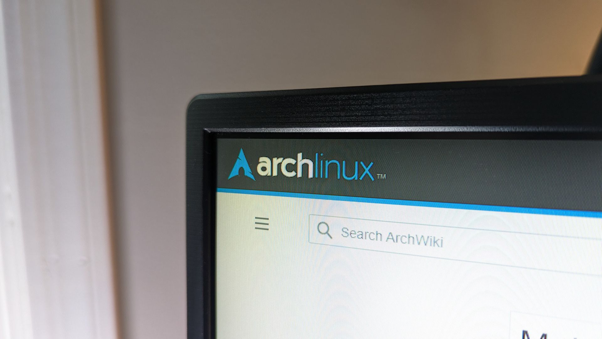 Logotipo do Arch Linux no site ArchWiki.