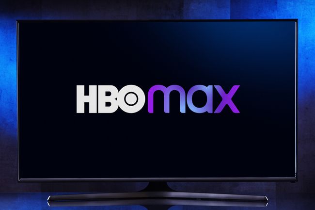 Uma tela de TV mostrando o logotipo da HBO Max.