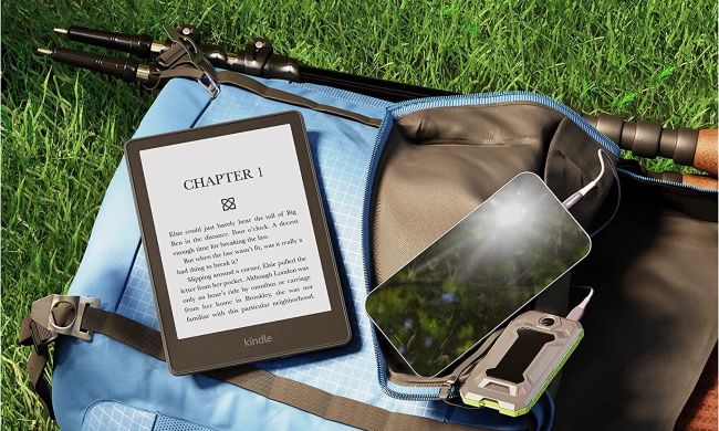 Kindle Paperwhite em uma bolsa.