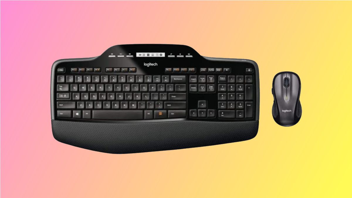 Logitech MK735 em fundo rosa