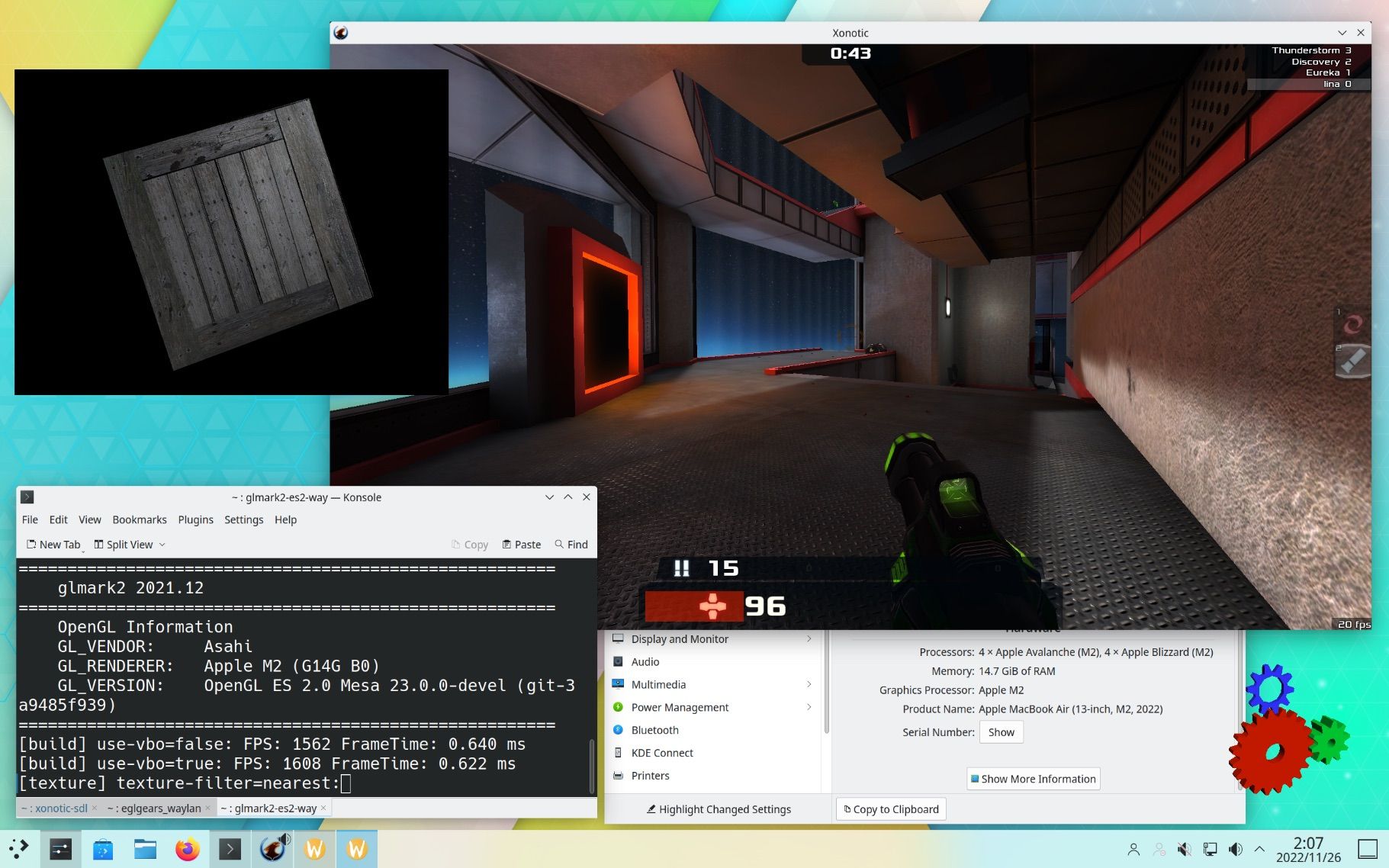 Captura de tela com o Xonotic, uma janela do Terminal e a área de trabalho do KDE