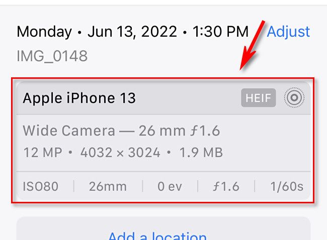 Dados de fotos EXIF ​​​​no aplicativo Apple Photos no iPhone.