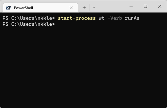 Digite “start-process wt -Verb RunAs” no Terminal.