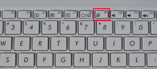 Encontre o botão de alternância do touchpad no teclado.