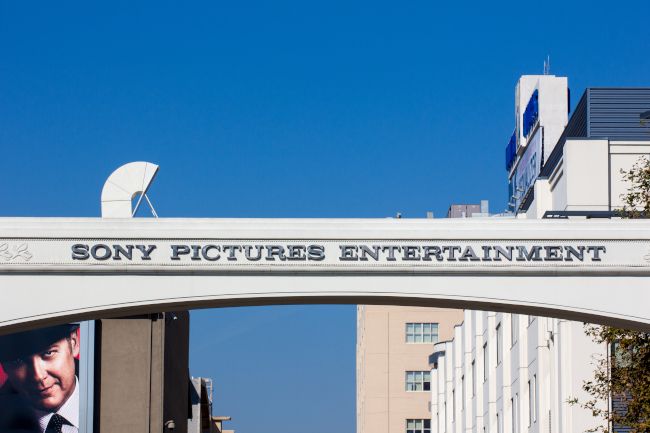 A entrada do Sony Pictures Studios em Culver City, Califórnia.