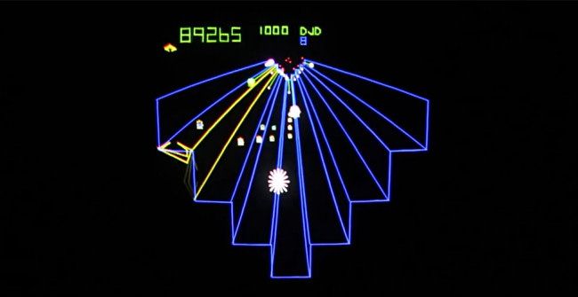 Uma captura de tela do jogo de arcade Tempest.