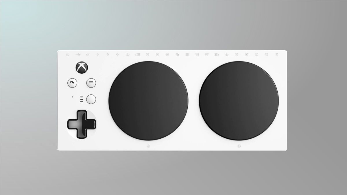 Xbox Adaptive Controller em fundo cinza